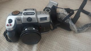 Cámara Olympia Retro