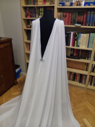 Capa blanco roto. Alas  de novia