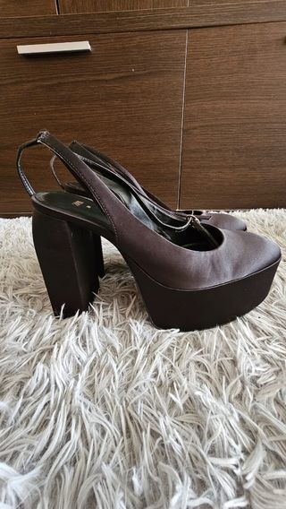 Sandalias plataforma Zara 