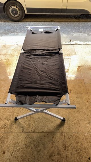 Cama plegable maximo 113Kgs. para camping , jardin