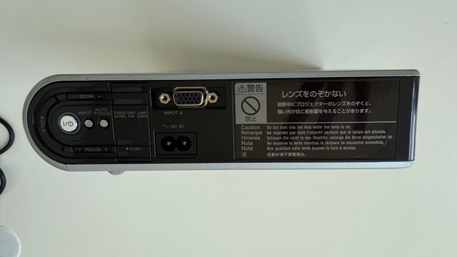 Proyector Sony VPL-CX21