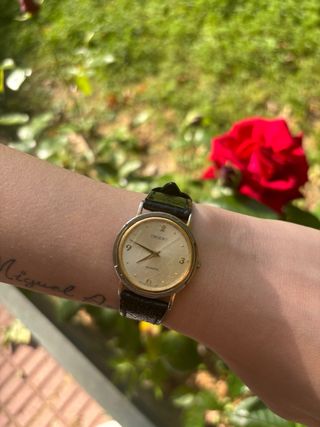 Reloj Orient cuarzo dorado