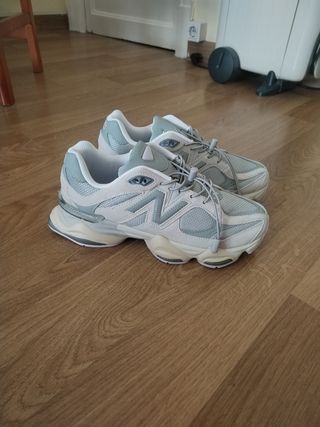 New Balance 9060 - Gris Claro