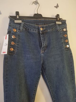 Jeans a zampa blu