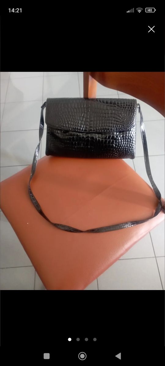 Borsetta nera in vernice