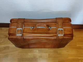 Maleta de piel marrón Tauro vintage con hebillas