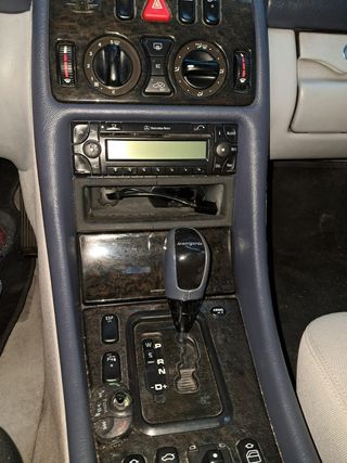 Mercedes-Benz  CLK 2001