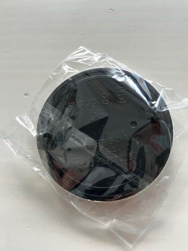 Insignia BMW para capo, nueva