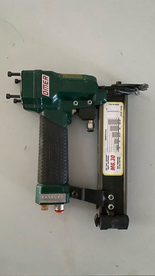 Clavadora OMER MG.30