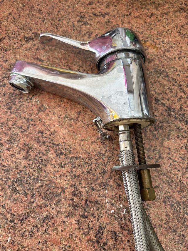 Grifo monomando baño - Metal plateado