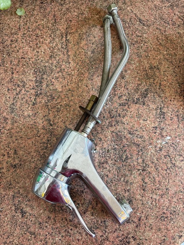 Grifo monomando baño - Metal plateado