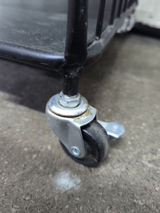 Estantería metálica. Libreria.