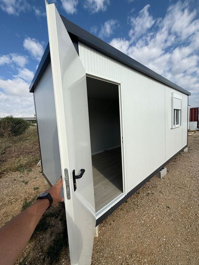 Módulo caseta panel sandwich