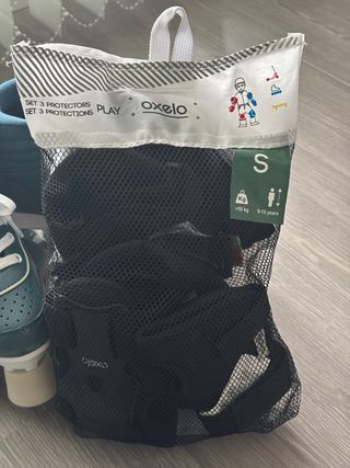 Patines Oxelo + protecciones y casco