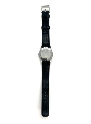 Reloj Gucci modelo 5700L