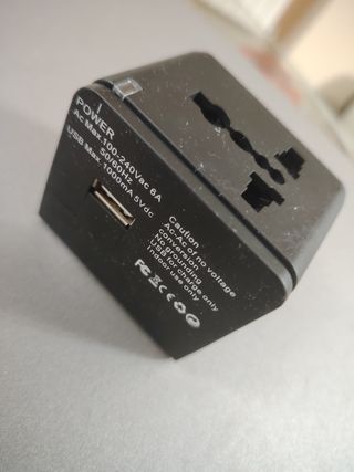 Adattatore Viaggio Clyde TF-001