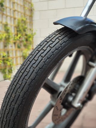 Honda CB250 Two Fifty - Moto