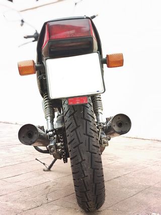 Honda CB250 Two Fifty - Moto