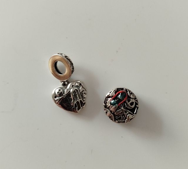 Pack 2 charms Pesadilla antes de Navidad.