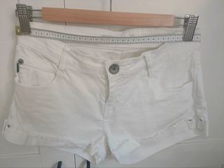 Pantalón corto