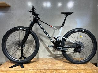 Mondraker F-Podium RS 2024 / Talla M, L y XL 