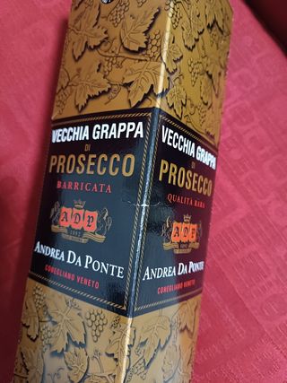 Scatola di Vecchia Grappa di Prosecco Barricata