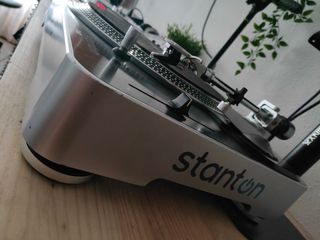 2x Tocadiscos Stanton T.60 + agujas Ortofon