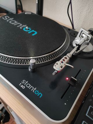 2x Tocadiscos Stanton T.60 + agujas Ortofon