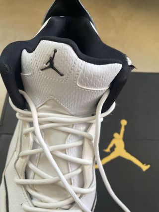 Air Jordan Courtside 23 - talla 44.5
