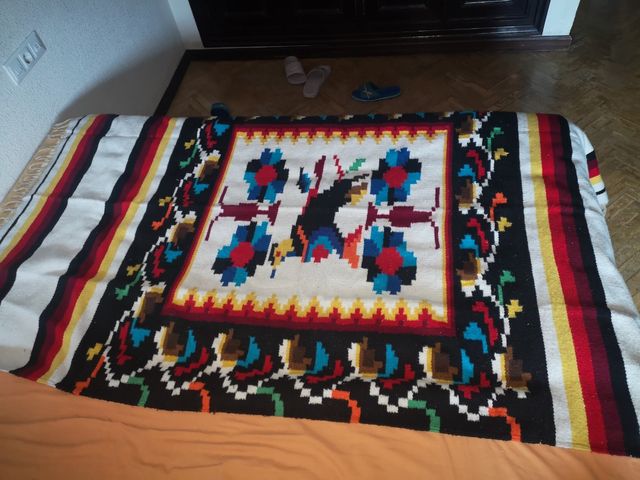 Tapiz multicolor, alfombra, manta. 2,20m