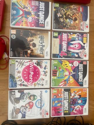 Wii Mini roja completa + 8 juegos