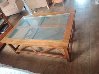 Mesa centro madera  mazisa marrón.no hago envios