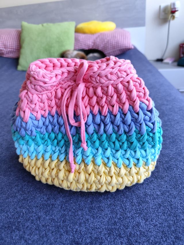 Bolsos trapillo multicolor hechas a mano