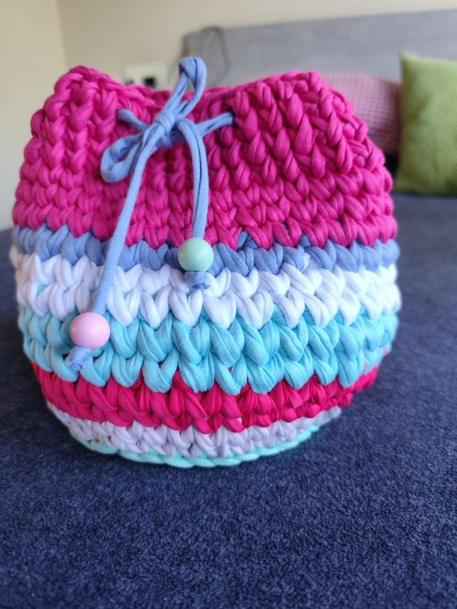 Bolsos trapillo multicolor hechas a mano