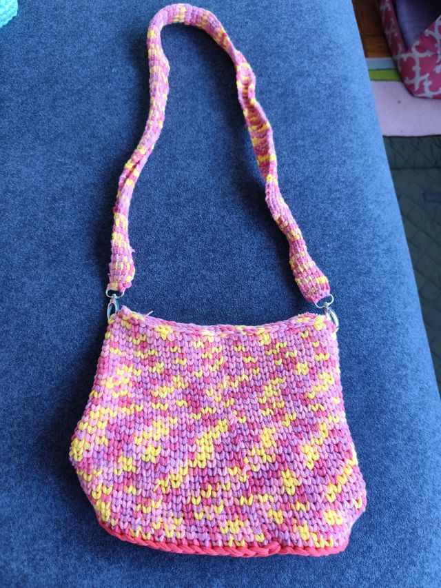 Bolsos trapillo multicolor hechas a mano