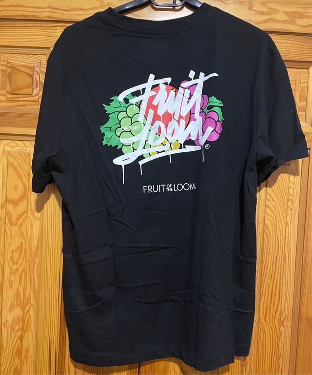 Camiseta Fruit of the Loom negra