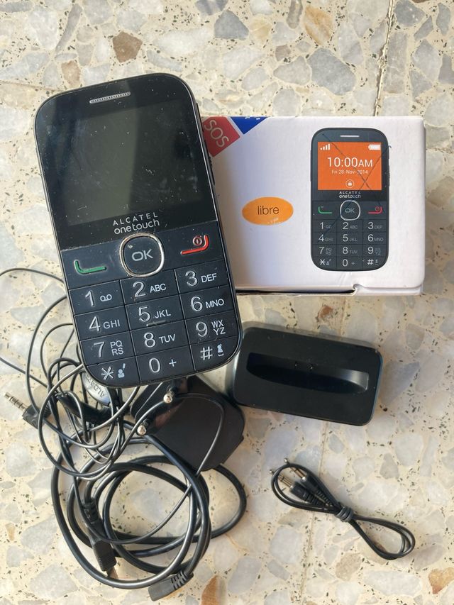 Móviles antiguos Alcatel Samsung y Nokia