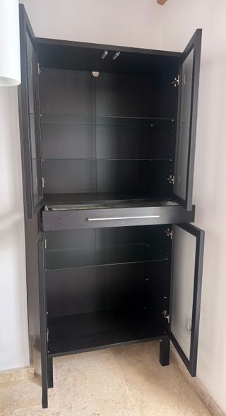 Vitrina IKEA BJURSTA