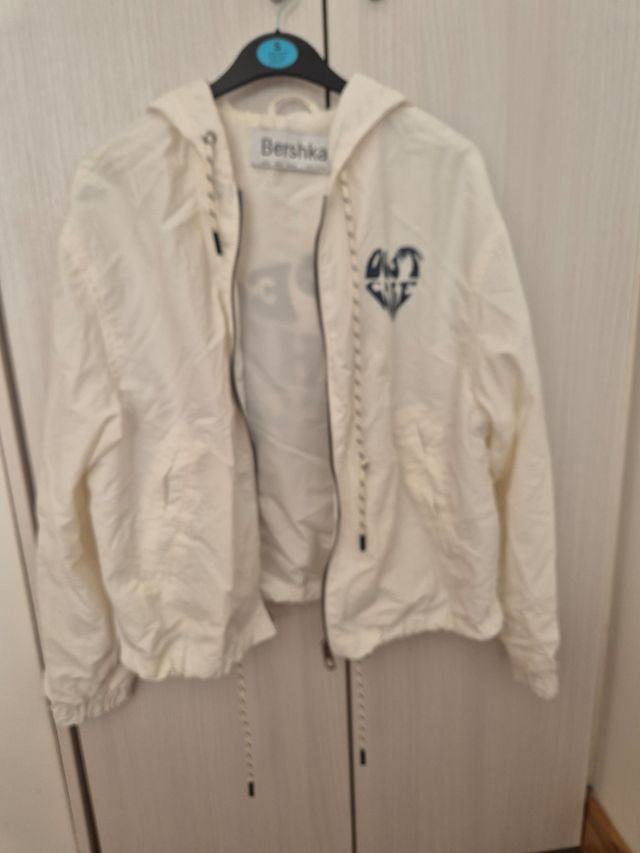 Chaqueta Bershka beige talla S