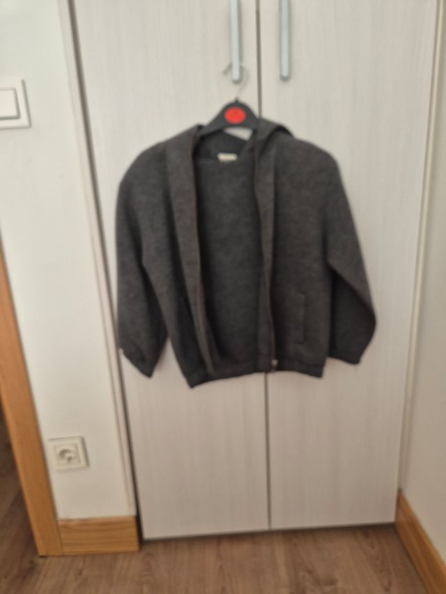 Chaqueta Zara Kids gris - talla 9