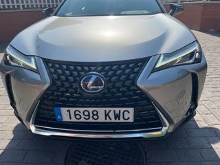 Lexus UX 2019