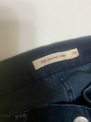 Levi's 525 jeans mujer talla w28 L32
