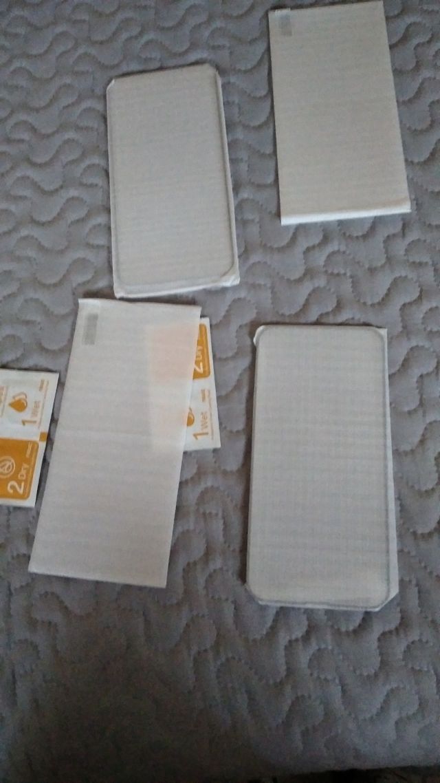 2 Fundas + 4 Protectores iPhone 14 Plus