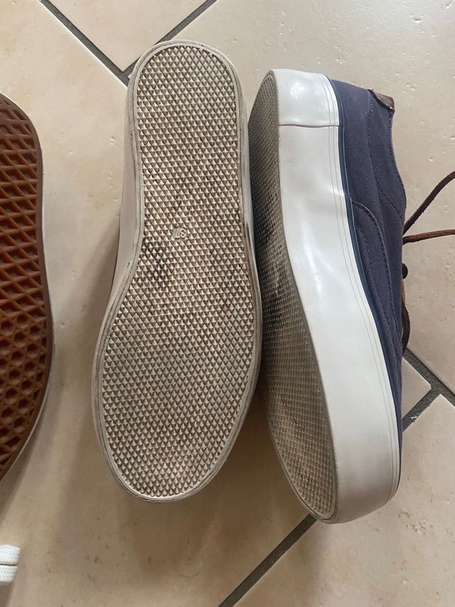 Scarpe in tela con lacci