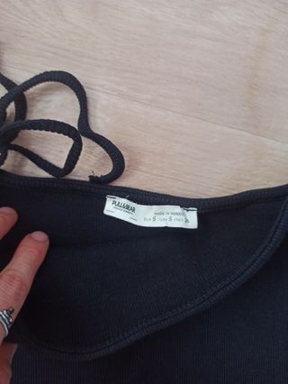 Vestido negro ajustado