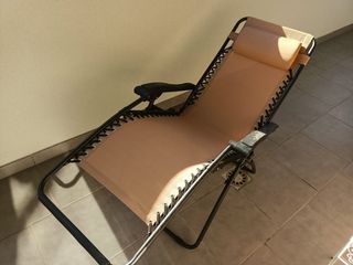 Silla tumbona playa beige