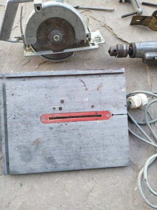 Taladro AEG + Sierra circular años 70