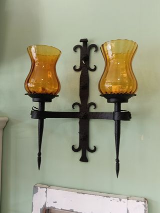 LAMPARA APLIQUE FORJA TULIPAS COLOR AMBAR