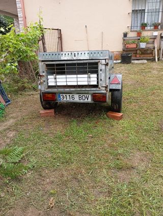 Remolque con ballesta