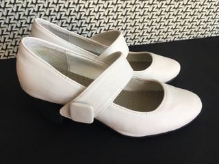 Zapatos ceremonia niña blancos